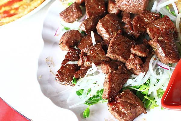 【台北美食】南海漁村-超過數十年的老店！吃了會讓人回味的超大份量炒熱美食