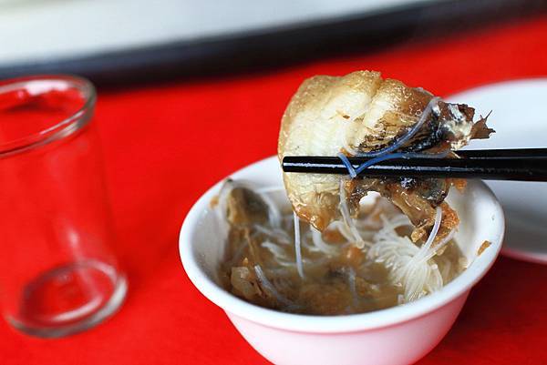 【台北美食】南海漁村-超過數十年的老店！吃了會讓人回味的超大份量炒熱美食