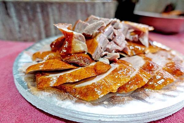 【桃園八德美食】邊境烤鴨-每日新鮮現烤限量烤鴨，晚來就吃不到!!