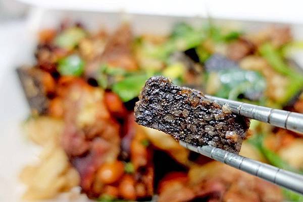 【桃園八德美食】邊境烤鴨-每日新鮮現烤限量烤鴨，晚來就吃不到!!