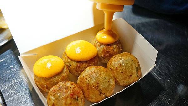 【台北美食】花匠章魚燒-會牽絲的爆漿章魚燒