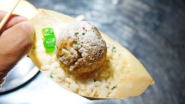 【台北美食】花匠章魚燒-會牽絲的爆漿章魚燒 【台北美食】花匠章魚燒-會牽絲的爆漿章魚燒