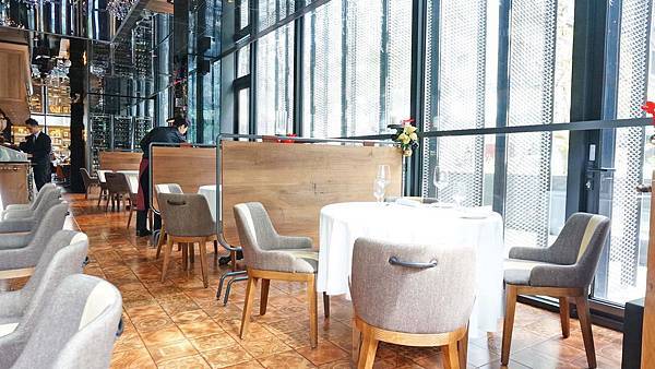 【台北美食】TK SEAFOOD & STEAK-獨特風味！14天乾式熟成櫻桃鴨胸