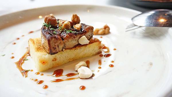 【台北美食】TK SEAFOOD & STEAK-獨特風味！14天乾式熟成櫻桃鴨胸