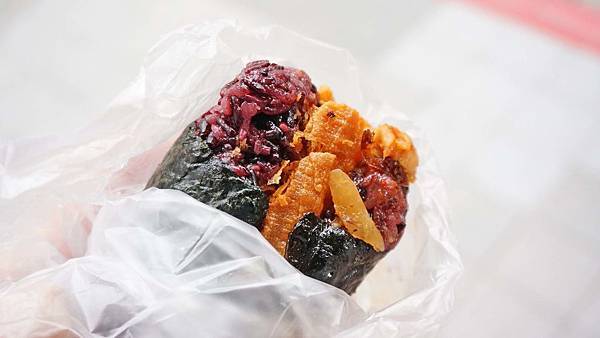 【台北美食】青島飯糰-附近學生最愛的排隊美食 【台北美食】青島飯糰-附近學生最愛的排隊美食