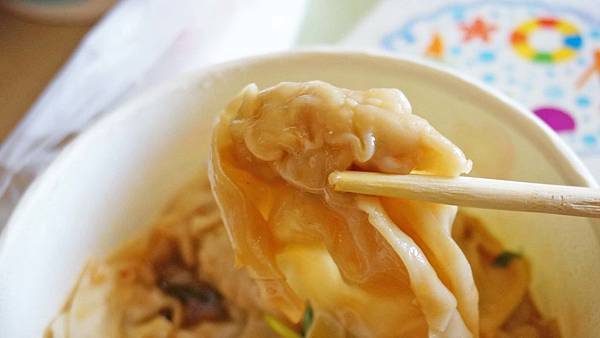 【台北美食】何晏華紅燒牛肉麵-用餐時間沒有預約要等待的超人氣店家