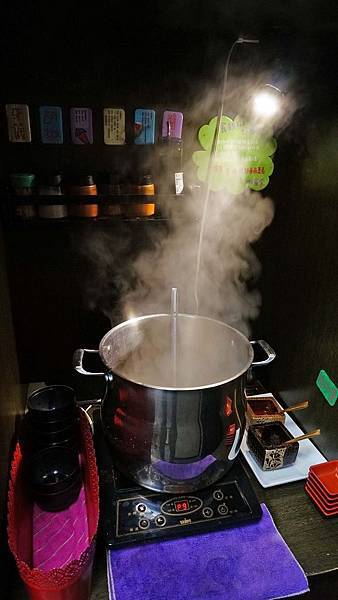 【台北美食】咖食堂-附近學生最愛的大份量美食店家