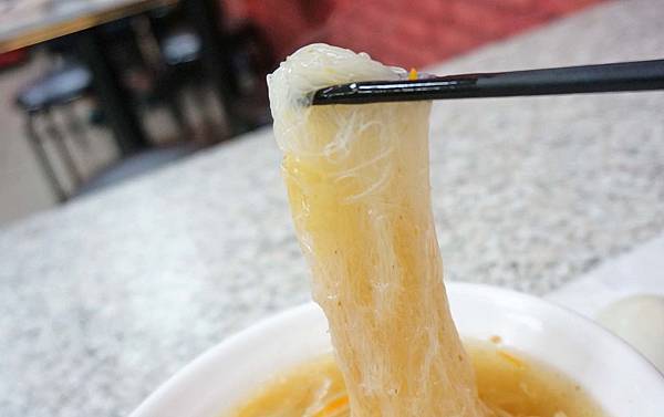 【蘆洲美食】台南港口土魠魚羹-簡簡單單的美味巷弄小吃店