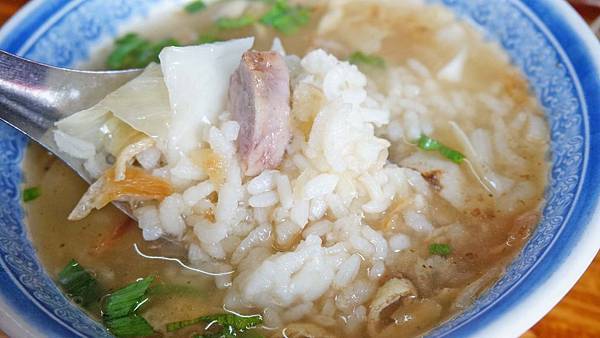 【台北美食】大稻埕米粉湯-隱藏在巷弄裡的隱藏版米粉湯