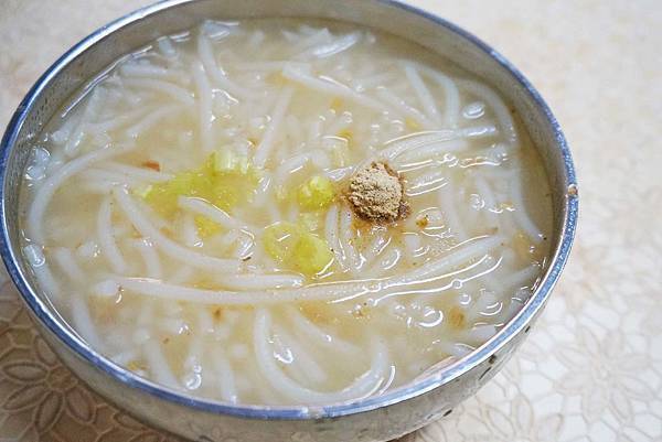 【台北美食】北投古早味米粉湯-便宜又美味的米粉湯小吃