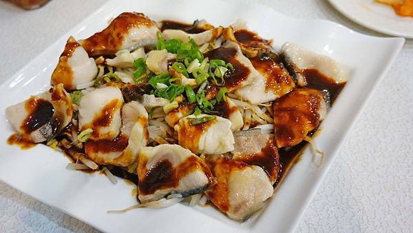 【龍潭美食】榮莊鱘龍活魚餐廳-美味值得品嚐！龍潭推薦活魚餐廳餐廳