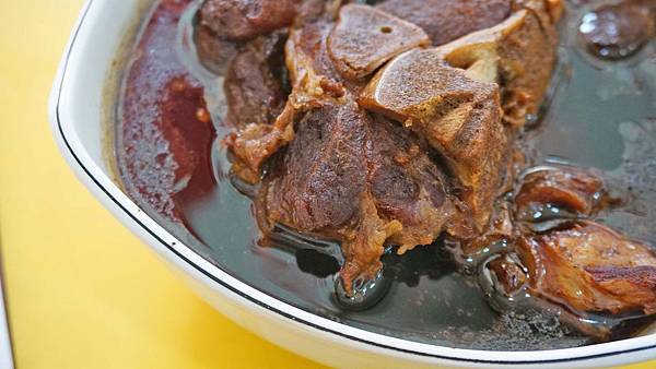 【台北美食】吉馥十全排骨-附近上班族都會來品嚐的便宜小吃