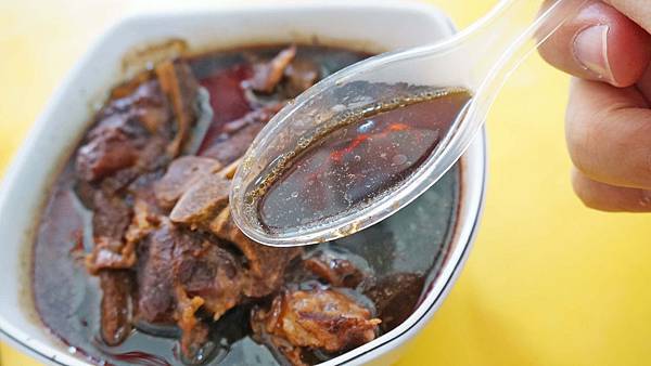 【台北美食】吉馥十全排骨-附近上班族都會來品嚐的便宜小吃