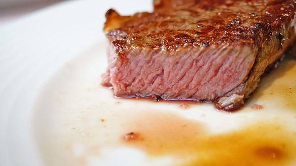 【台北美食】雅室牛排-全台北CP值最高的商業午餐高級牛排館