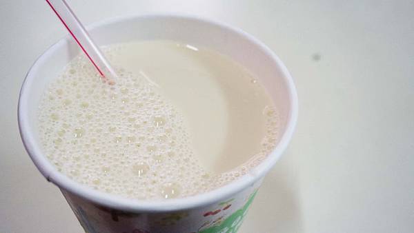 【淡水美食】口福早餐店-現桿現做的美味酥脆蛋餅