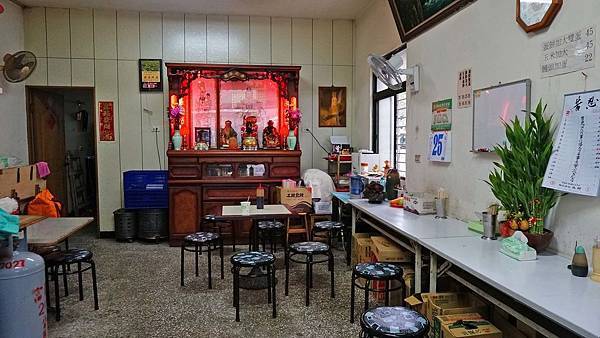 【淡水美食】口福早餐店-現桿現做的美味酥脆蛋餅