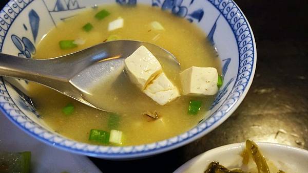 【中和美食】月星擔仔麵土雞肉-便宜又美味的土雞肉飯 【中和美食】月星擔仔麵土雞肉-便宜又美味的土雞肉飯