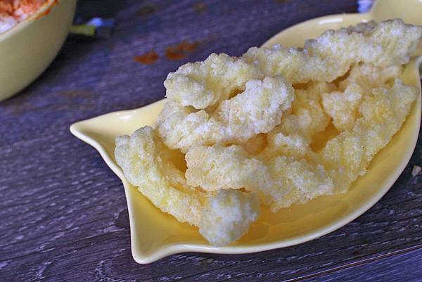 【台中美食】水貨烤魚-一吃停不下手，一口接一口的鮮甜烤魚火鍋料理！