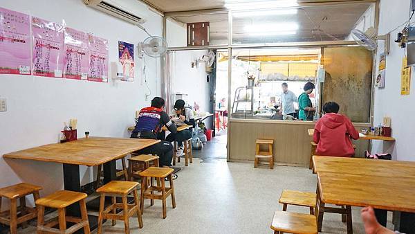 【新店美食】正點小廚-碧潭景點超人氣美食小吃店 【新店美食】正點小廚-碧潭景點超人氣美食小吃店