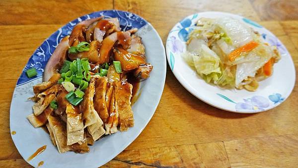 【新店美食】正點小廚-碧潭景點超人氣美食小吃店 【新店美食】正點小廚-碧潭景點超人氣美食小吃店