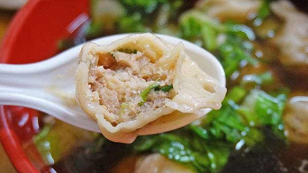 【新店美食】正點小廚-碧潭景點超人氣美食小吃店 【新店美食】正點小廚-碧潭景點超人氣美食小吃店