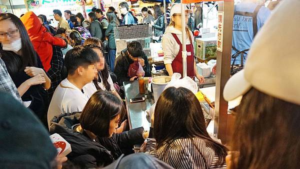 【台北美食】心心港式腸粉-夜市裡超人氣排隊美食 【台北美食】心心港式腸粉-夜市裡超人氣排隊美食