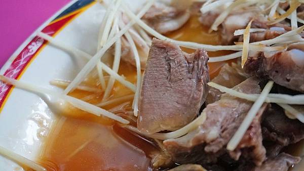 【台北美食】阿榮米粉湯-隱藏在巷弄裡沒有招牌的隱藏版美食