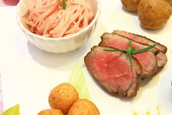 【台北景點】桂冠窩廚房-全台唯一室內賞櫻花親子旅遊景點