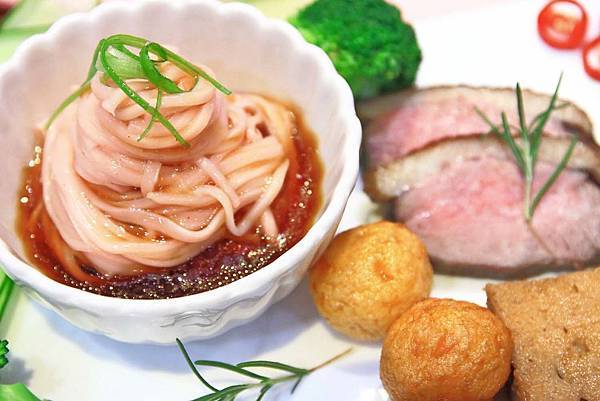 【台北景點】桂冠窩廚房-全台唯一室內賞櫻花親子旅遊景點