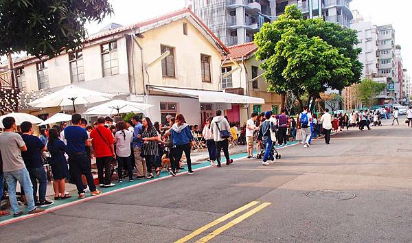 【台中美食】審計新村gai aa Lobi麻辣滷味-保證吃完還吮指回味!