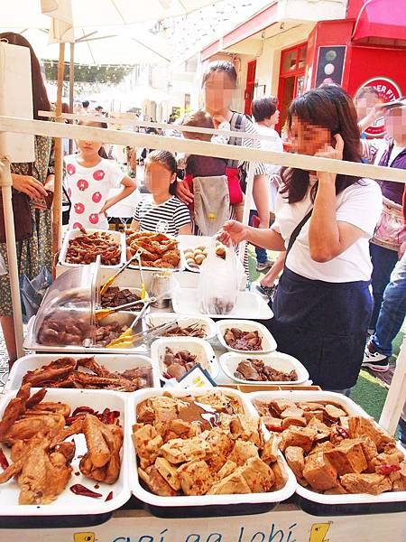 【台中美食】審計新村gai aa Lobi麻辣滷味-保證吃完還吮指回味!