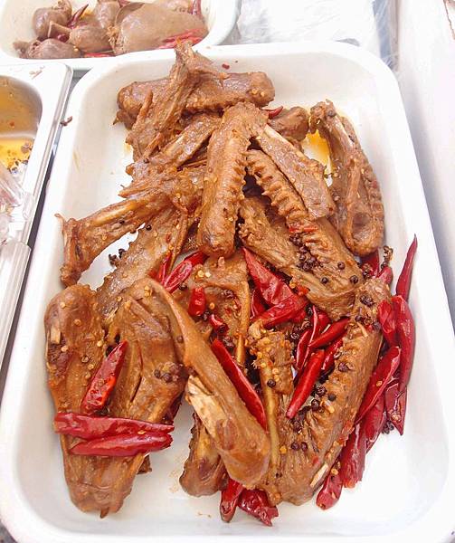 【台中美食】審計新村gai aa Lobi麻辣滷味-保證吃完還吮指回味!