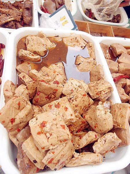 【台中美食】審計新村gai aa Lobi麻辣滷味-保證吃完還吮指回味!