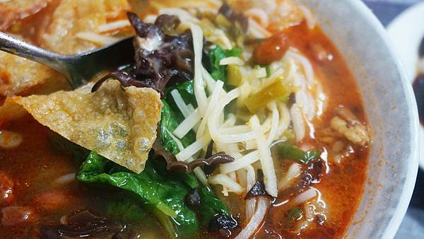 【台北美食】艋舺螺螄粉 桂林米粉-口味特殊麵條特別的麵食美食