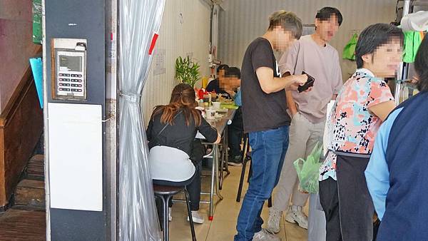 【板橋美食】董記水煎包鍋貼-附近學生都讚不絕口的超高CP值老店美食