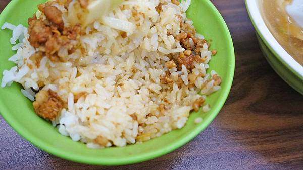 【台北美食】東門赤肉羹-吃過都讚不絕口！超過30年老字號美食小吃店