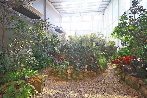 【台中美食】吃茶三千-顛覆你對茶館的印象！品茶、喝茶、做茶及全台第一座室內茶園創新茶館