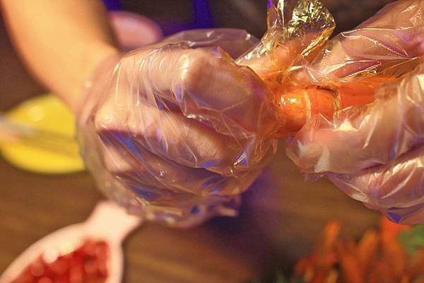 【中壢美食】水貨烤魚火鍋-讓人停不下手，越吃越迷人的大份量烤魚火鍋