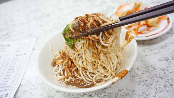 【台北美食】永豐福州麵-隱身在巷弄裡，附近上班族、學生最愛的店家之一