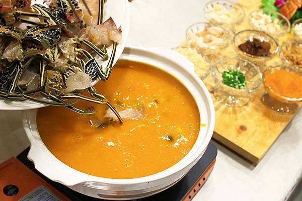 【內湖美食】88號樂章婚宴會館-有如花海般夢幻的婚宴場地，令人著迷的環境氛圍