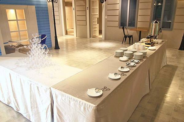 【內湖美食】88號樂章婚宴會館-有如花海般夢幻的婚宴場地，令人著迷的環境氛圍