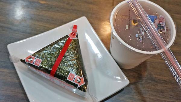 【台北美食】幸福日式飯糰-古亭捷運站旁的平價美食小吃