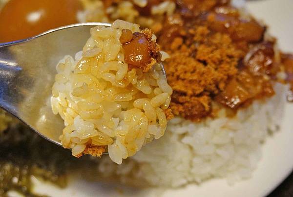 【台北美食】五分埔魯肉飯-五分埔裡最強必吃美食小吃店