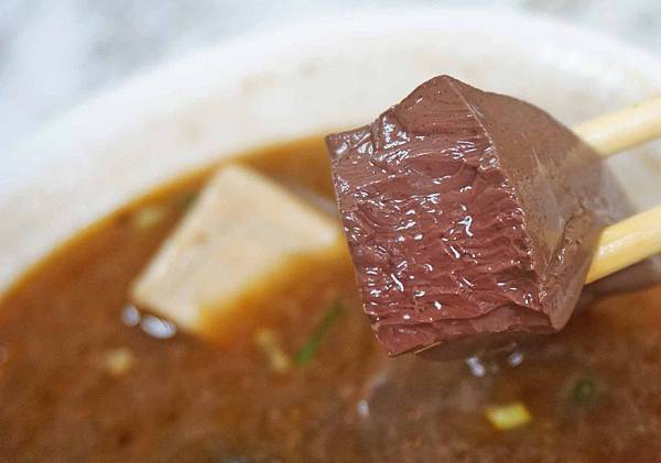 【台北美食】小林麵館-讓人銷魂無比美味的湯頭