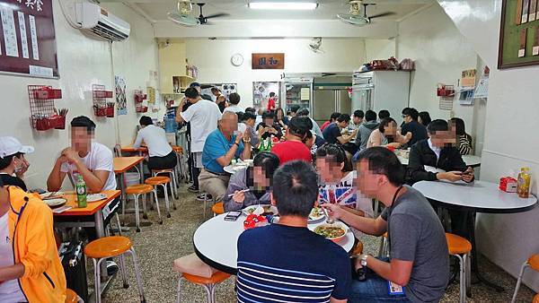 【台北美食】和園川味小吃-中午用餐時間必定會爆滿的美味炒飯