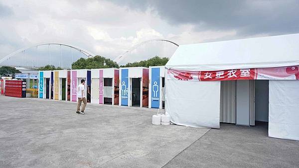 2019新月水道節，免門票讓你免費玩大型水上遊樂設施及超高樓層滑水道