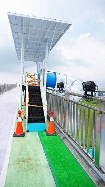 2019新月水道節，免門票讓你免費玩大型水上遊樂設施及超高樓層滑水道