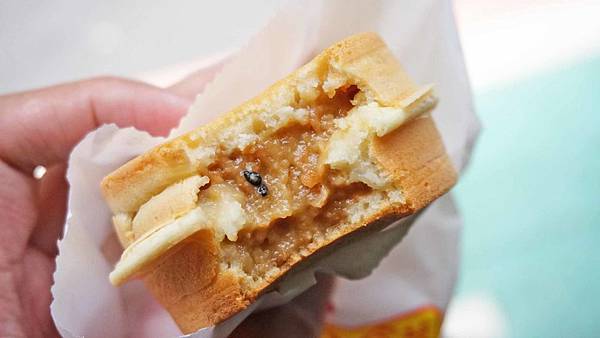 【台北美食】光華紅豆餅-吃了會讚不絕口的爆漿紅豆餅 【台北美食】光華紅豆餅-吃了會讚不絕口的爆漿紅豆餅