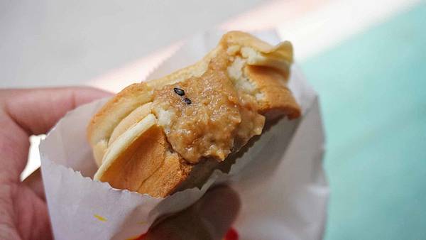 【台北美食】光華紅豆餅-吃了會讚不絕口的爆漿紅豆餅 【台北美食】光華紅豆餅-吃了會讚不絕口的爆漿紅豆餅