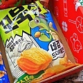 【宅配零食】寶貝女孩箱-超過十種不同口味異國零食、餅乾大集合！還有機會獲得賓士、馬爾地夫、沙巴豪華旅遊、GOGORO等大獎哦！